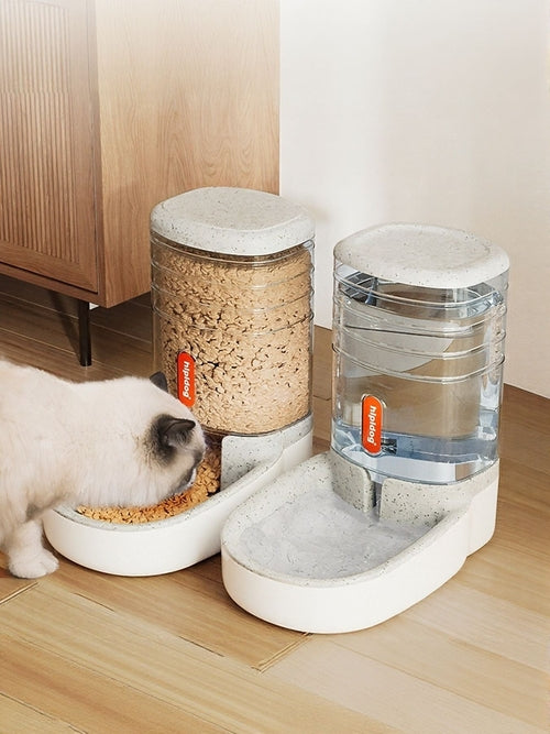 Distributeur d'aliments pour animaux